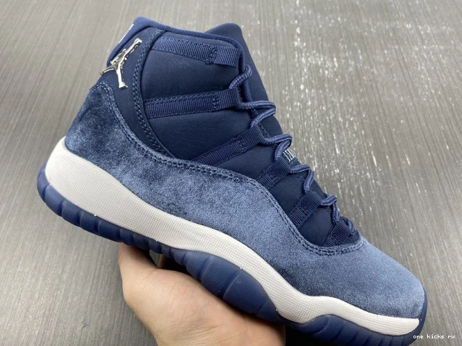 Chep Onekick VELVET NAVY AIR MIDNIGHT AR0715-441 11 JORDAN WMNS 0705